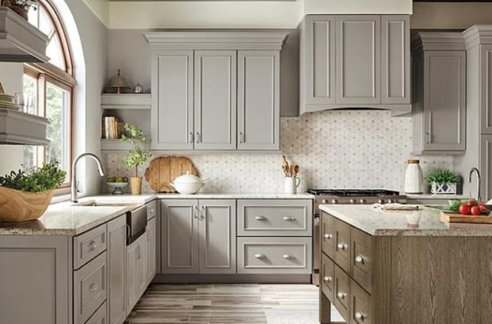 KraftMaid kitchen cabinet